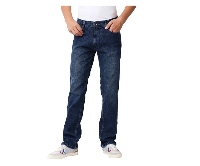 12 Best Men’s Jeans Brands in India (November 2023)